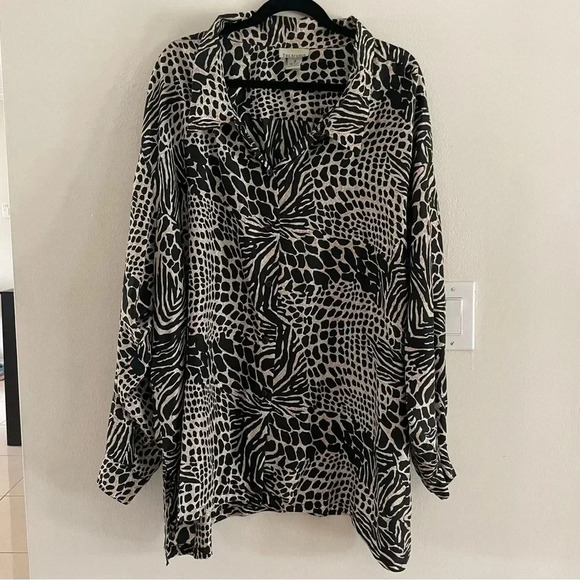 The Avenue Vintage 100% Silk Animal Print Button Down Blouse Women’s 30/32 - Picture 1 of 6